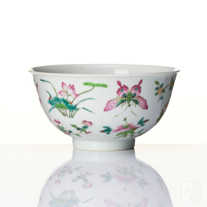 A famille rose 'butterfly' bowl, - 图2